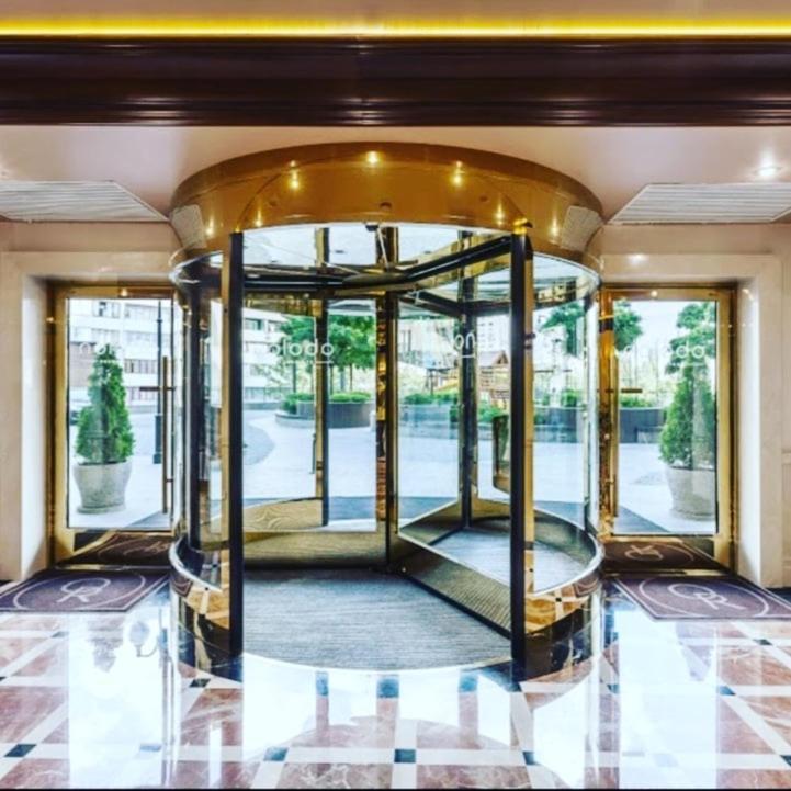 1 Room 60M2 Center Of Obolon Near River Side. With Terrace. 22 Floor كييف المظهر الخارجي الصورة